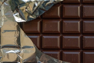 folia aluminiowa do pakowania czekolady